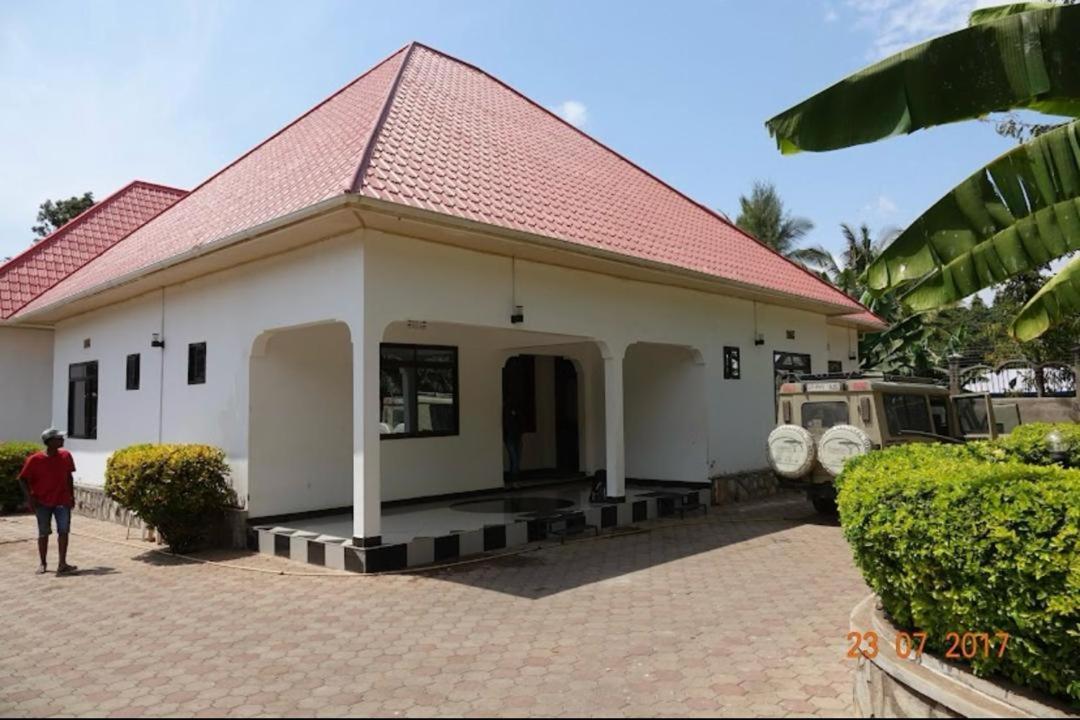 Parkbridge Resort Mto wa Mbu Exterior foto