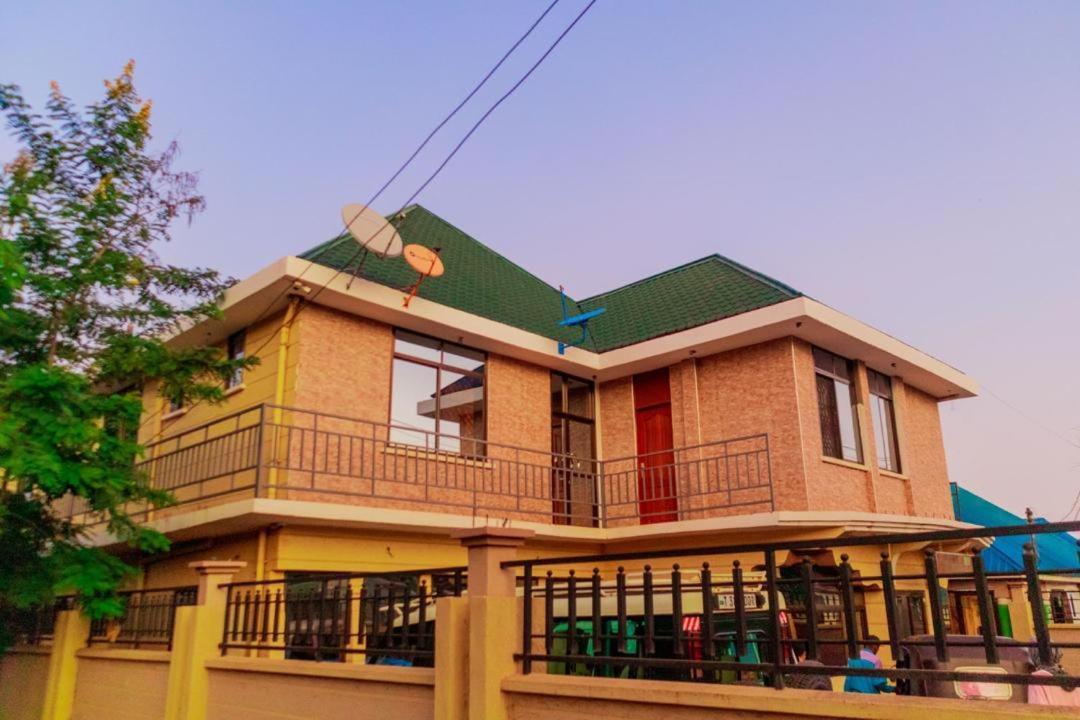 Parkbridge Resort Mto wa Mbu Exterior foto